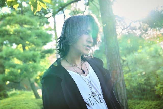 SUGIZO LIVE STREAMING FROM TOKYO EPISODE I 〜RE-ECHO TO COSMIC DANCE〜
