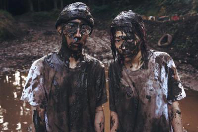 ��؎��M�q�Y