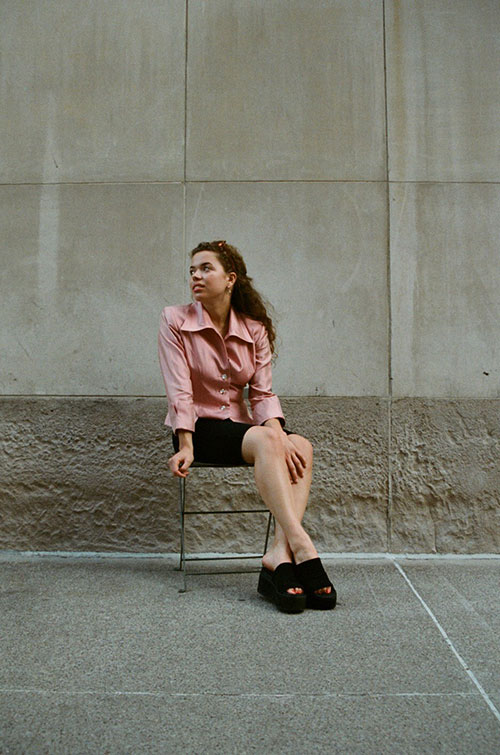 Nilufer Yanya（ニルファー・ヤンヤ）