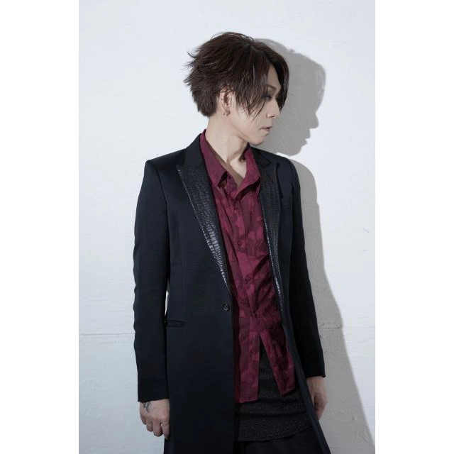 AKIRA NAKAYAMA