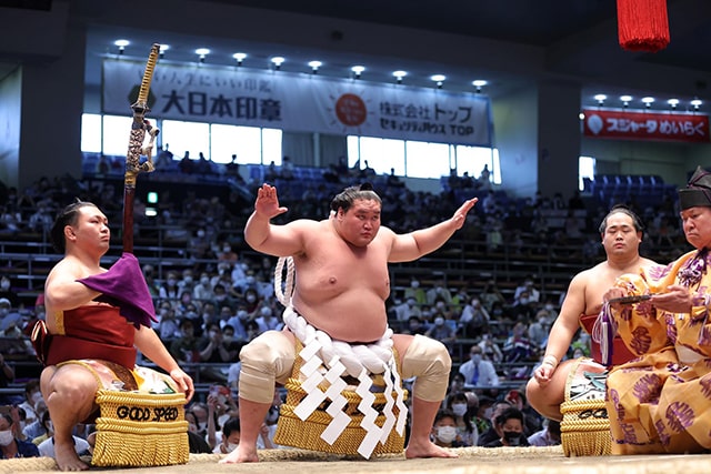 希望者のみラッピング無料】 大相撲 名古屋場所 イスA席 ペア券