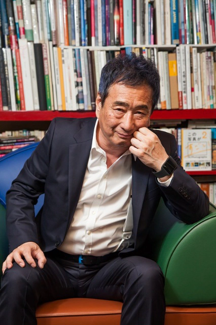 �O�}����