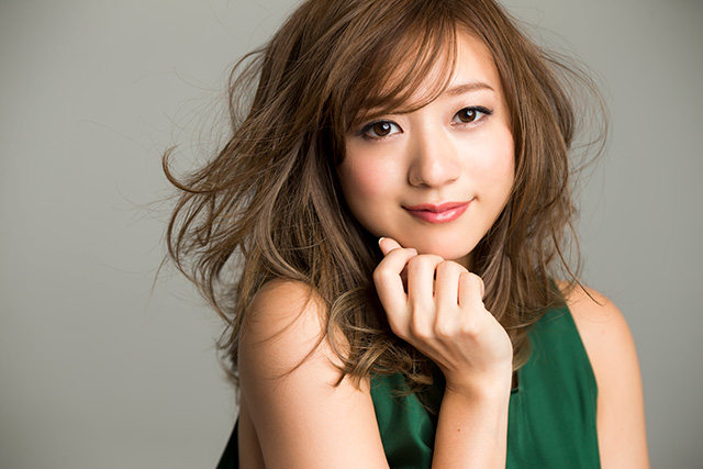 伊藤千晃バースデートークショー イベントのチケット ローチケ ローソンチケット