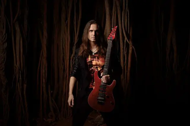 KIKO LOUREIRO（キコ・ルーレイロ）