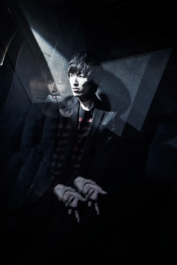 機動戦士ガンダムUC　澤野弘之×Aimer　UnChild　リバーシブルポスター Amazon.co.jp: UnChild 【通常盤】: ミュージック