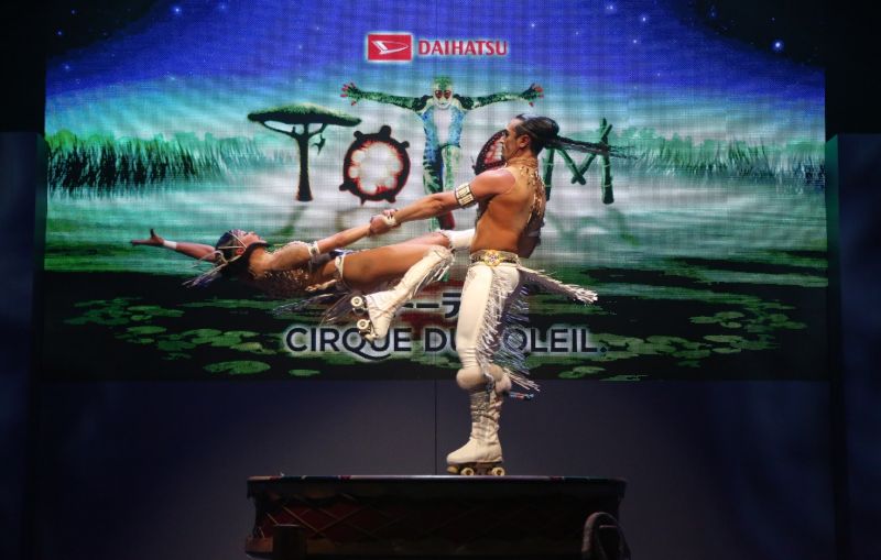 シルク・ドゥ・ソレイユ「トーテム」制作発表に小倉ほか登場