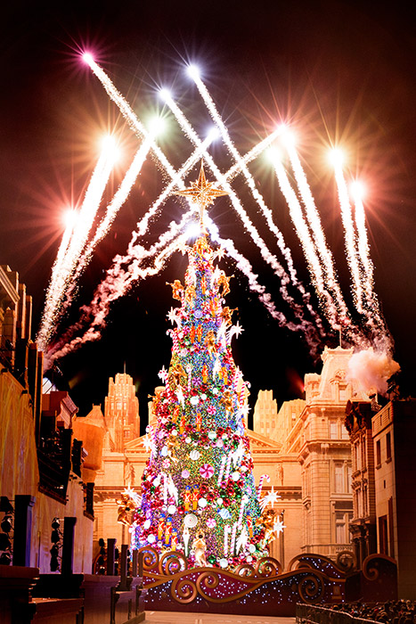 Usj 今年のクリスマスは新たなクリスマスツリー 冬の魔法界のキャッスル ショーで イベント おでかけ