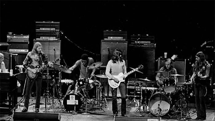 オールマン・ブラザーズ・バンド デビュー50周年記念5CDアンソロジー 未発表音源も7曲収録|ロック