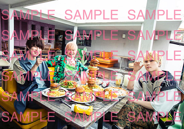 Non Stop Rabbit -1st ARTIST BOOK- : Non Stop Rabbit | HMV&BOOKS