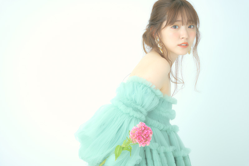 鈴木愛理サードアルバム『26/27』発売記念 WithLIVEオンラインお話し会 