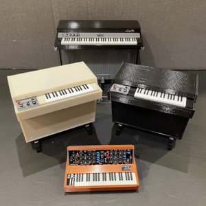 鍵盤楽器 2hp ADSR 新宿ALTA】ミニチュア・キーボード入荷！|中古
