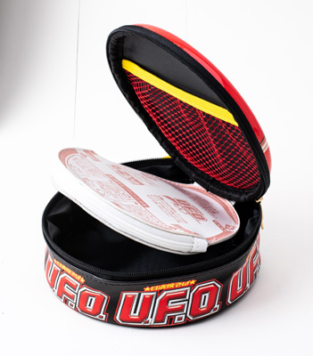 日清焼そばU.F.O.」ブランドブックにローソン・HMV限定デザイン
