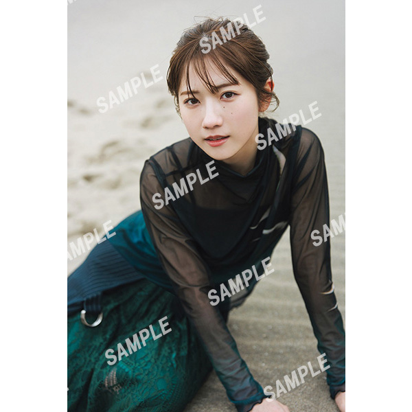 小坂菜緒・佐々木久美（日向坂46）、小田倉麗奈（櫻坂46）から