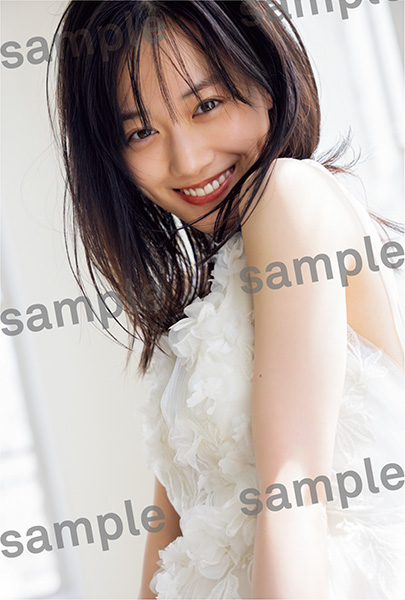 乃木坂46山下美月2nd写真集『ヒロイン』 : 山下美月 | HMV&BOOKS online - 9784096824429