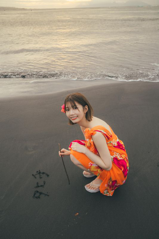 高本彩花（日向坂46）1st写真集『僕の記憶の中で』2024年6月18日