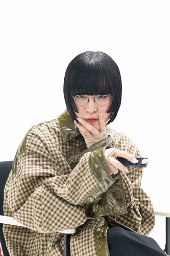 長谷川白紙 2ndアルバム『魔法学校』LP/CDがBrainfeederよりリリース