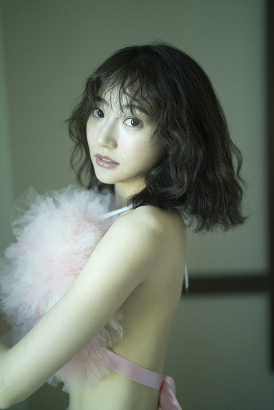 武田玲奈 10周年記念写真集『SISU』2024年12月6日発売｜限定表紙版写真集＆万年カレンダーをセットした特装版も発売|アート・エンタメ