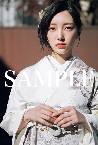 HMV&BOOKS online限定特典：小西夏菜実（日向坂46）ポストカード》20