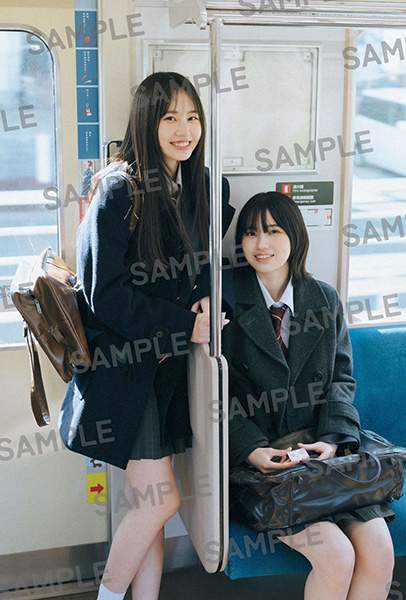HMV限定特典：的野美青＆向井純葉（櫻坂46）ポストカード》B.L.T.