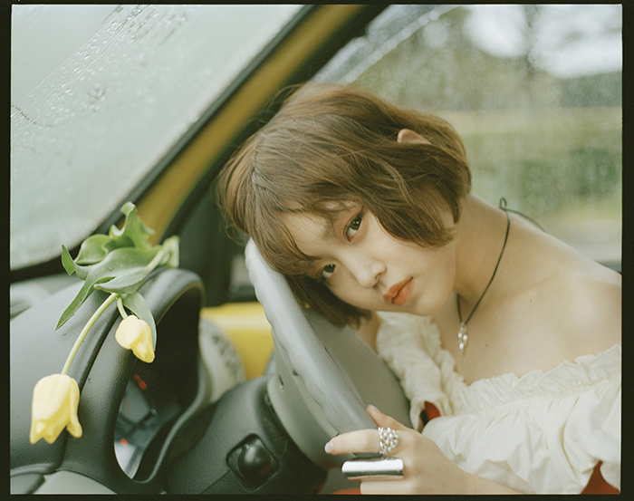 Amazon.co.jp: CRY [CD+MUSIC BOOK]: ミュージック