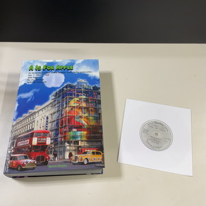 ビートルズ 写真集 ハードカバー　レコードなし 渋谷】6/14(土) BEATLES USED BOOKS & ART PRINT SALE - BOOKS