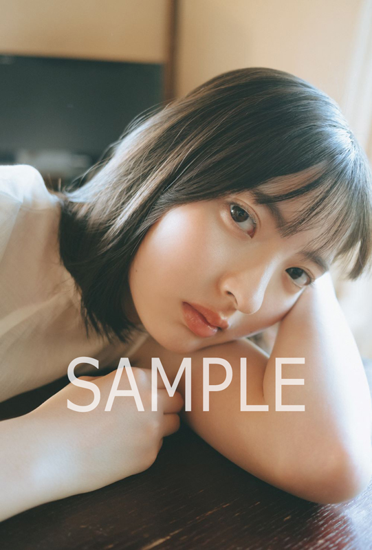 HMV限定特典：山田桃実（櫻坂46）ポストカード》B.L.T.2025年 10月号