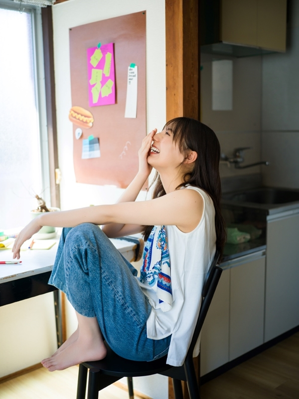 小坂菜緒（日向坂46）、大野愛実（日向坂46）、山田桃実（櫻坂46