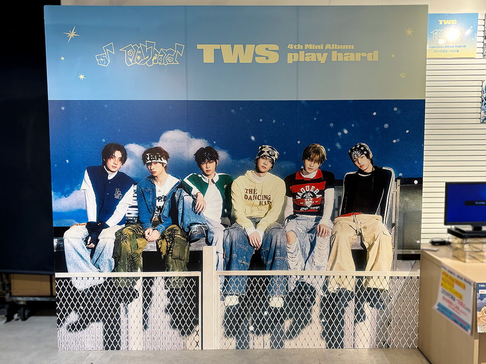 TWS 4th Mini Album「play hard」2025年10月30日(木)発売記念｜HMV店舗