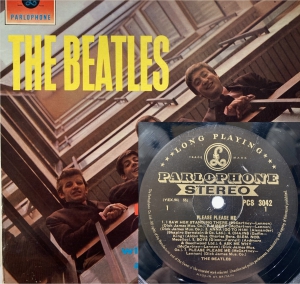 ビートルズ「PLEASE PLEASE ME」【ゴールド／ステレオ】日本仕様　帯 至宝盤】王道にして夢 ～ 羨望の眼差しで見つめる一生モノ、The