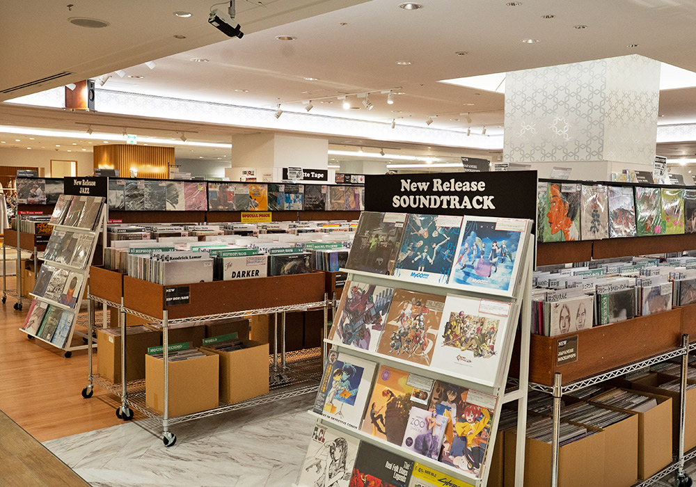 HMV record shop 心斎橋 展開レポート｜関西最大級のレコードショップ