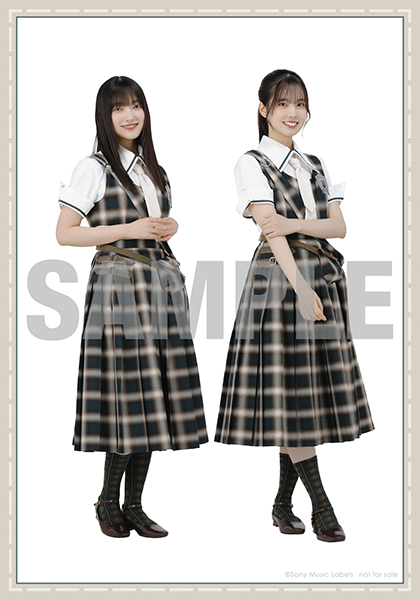 Loppi・HMV限定 生写真付》Lonesome rabbit / What's “KAZOKU”?【TYPE