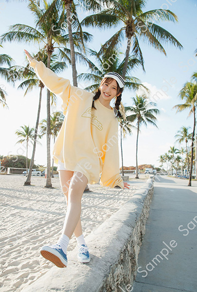 日向坂46 藤嶌果歩 1st写真集 果実の歩幅 : 藤嶌果歩 | HMV&BOOKS