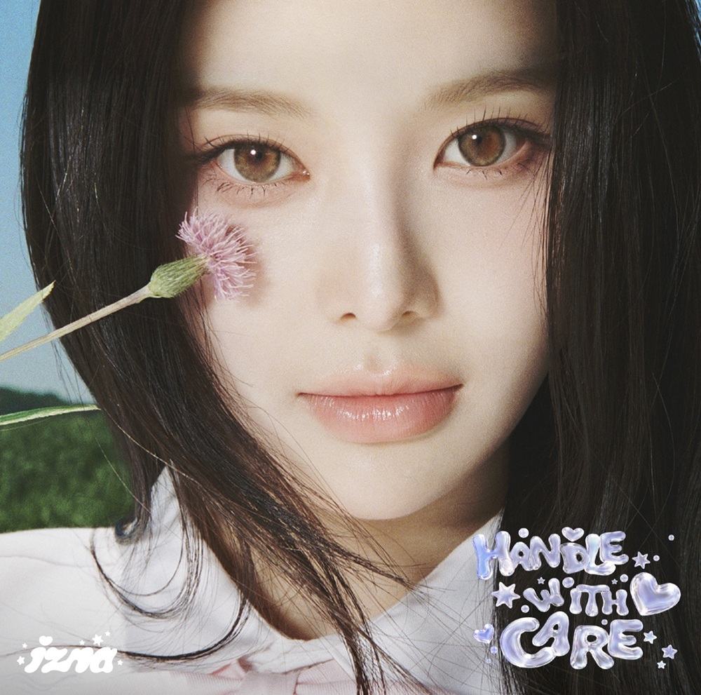 izna 待望の日本デビューミニアルバム『HANDLE WITH CARE』2026年9月2