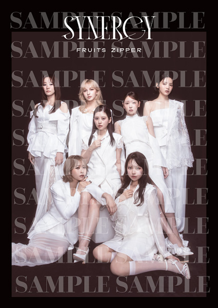 FRUITS ZIPPER 4th Anniversary Photobook『SYNERGY』 : FRUITS ZIPPER