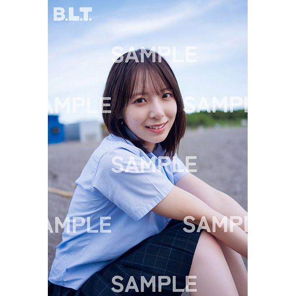 日向坂46 渡辺莉奈 ポストカード まとめ売り 渡辺莉奈（日向坂46）表紙『B.L.T. SUMMER CANDY 2026』2026年8月24日