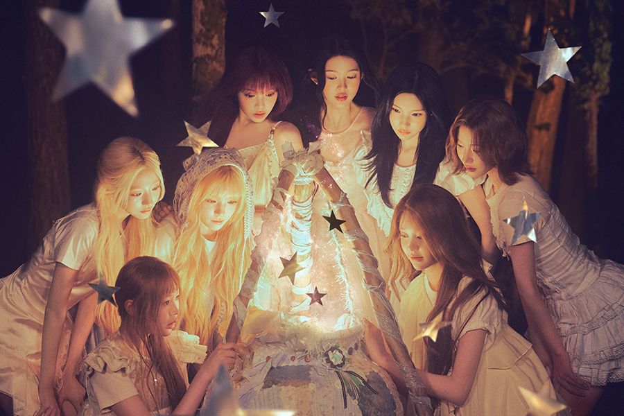 Hearts2Hearts The 1st Japan Single『ICONIC HEART』の発売を記念して
