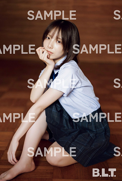 HMV&BOOKS online限定特典：渡辺莉奈（日向坂46）ポストカードA