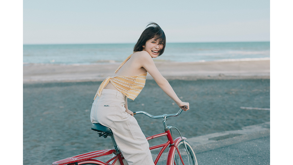 長濱ねる neru nagahama アクリルスタンド 長濱ねる『Neru Nagahama MEMORIAL CALENDAR 2027.1-2027.12』発売記念