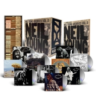 8CD！Neil Young Archives 1 (1963-1972)洋楽