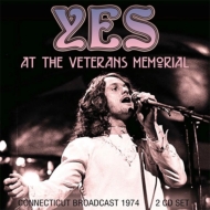 At The Veterans Memorial (2CD)