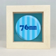 �ʃo�b�W[76mm]�p�f�B�X�v���C�P�[�X�i���C�g�u���[�j