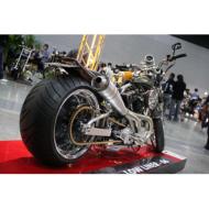 �J�X�^�� �n�[���[ �o�C�u��: �N�[���u���[�J�[