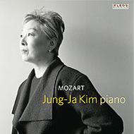 Piano Sonata.4, 16, Pieces: Hae-jung Kim