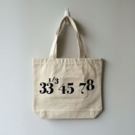 Typography Tote 33 1 / 3 (M / Ng / Pocket)