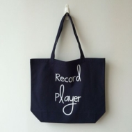 Typography Tote Record Player (LTCYj(Nw)