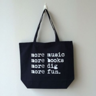 Typography Tote More Music  (LTCYj(Nw)