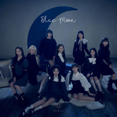 Blue Moon 【初回生産限定盤B】(+ブックレット) : NiziU | HMV&BOOKS