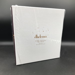 中古:盤質AB】 IU 10th Anniversary Tour Concert [dlwlrma.] Photobook With Special  Blu-ray & DVD : IU | HMV&BOOKS online - L100005541