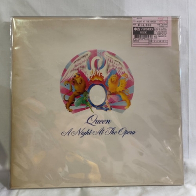 中古:盤質B】 Night At The Opera : QUEEN | HMV&BOOKS online - EMTC103