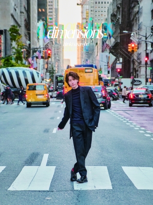 笹森裕貴1st写真集「Sparkling！」 2023年01月12日発売号 | 雑誌